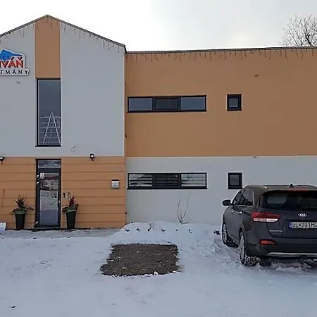 Apartmanovy Dom Krivan 3* Liptovský Mikuláš