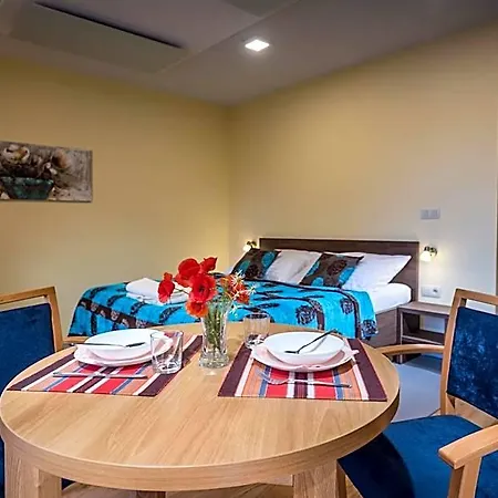 Apartmanovy Dom Krivan Hotel