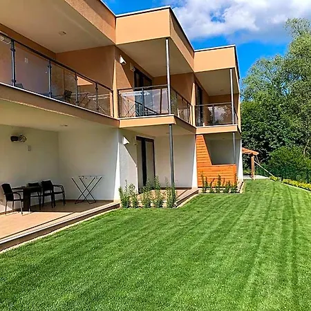 Apartmanovy Dom Krivan 3*