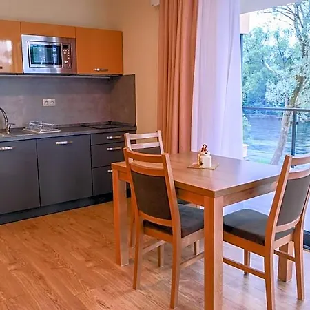 Hotel Apartmanovy Dom Krivan 3*